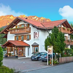 Antonia Hotel